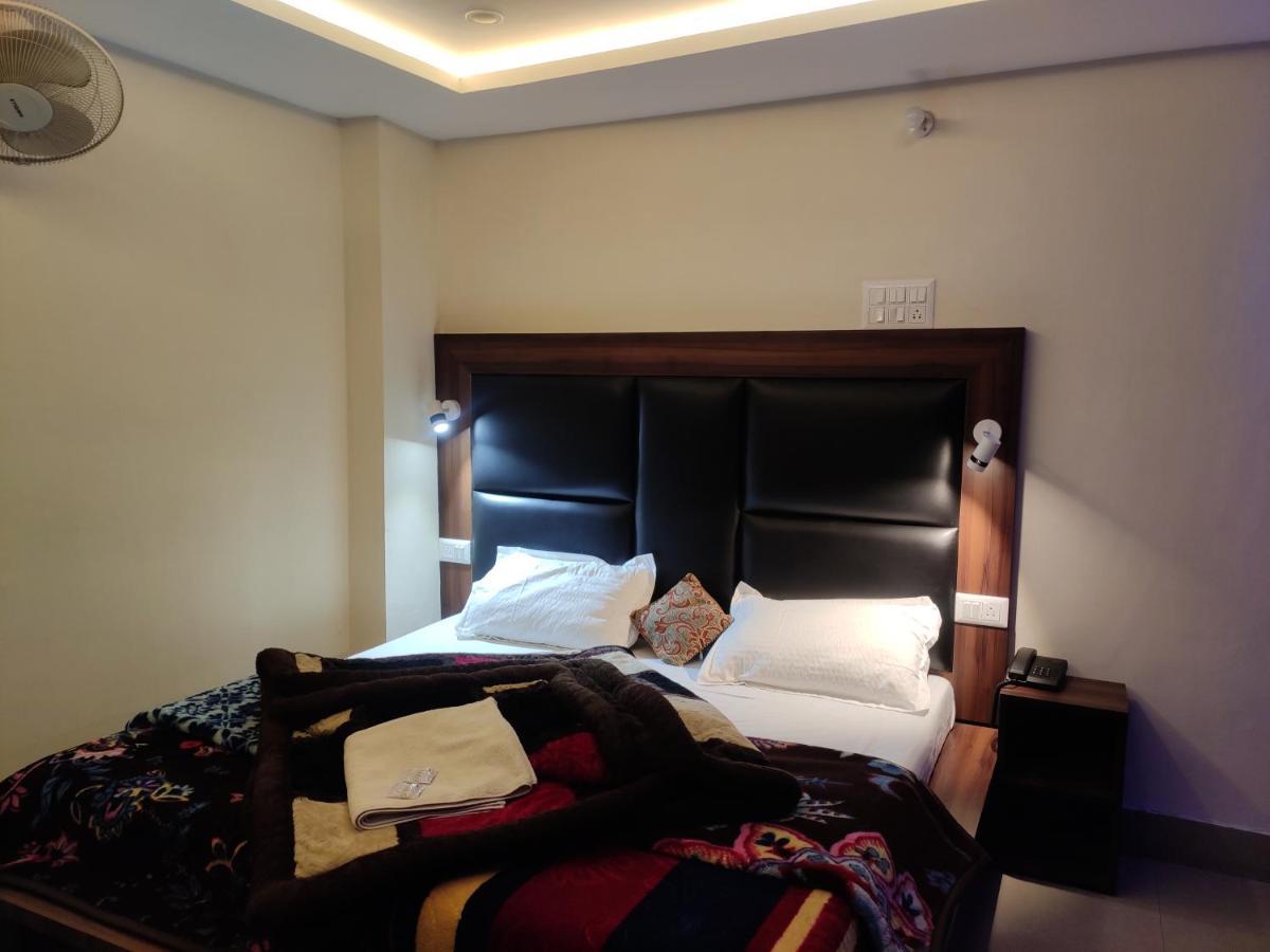 Hotel Balaji Dalhousie Esterno foto